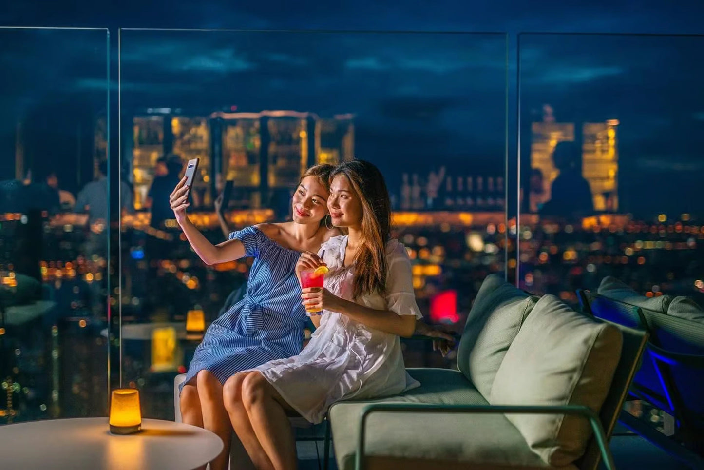 Bangkok: Mahanakhon SkyWalk Entry Ticket