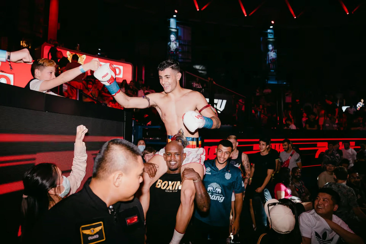 Bangkok: Muay Thai Boxing Tickets at Rajadamnern Stadium