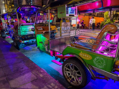 Bangkok: Ultimate Pub Crawl to Soi Cowboy, Nana Plaza, Soi 11, Rooftop Bars, Nightclubs & Go Go Bars