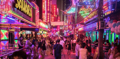 Bangkok: Ultimate Pub Crawl to Soi Cowboy, Nana Plaza, Soi 11, Rooftop Bars, Nightclubs & Go Go Bars