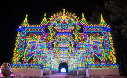 Phuket: Carnival Magic Admission Ticket + Optional Transfer