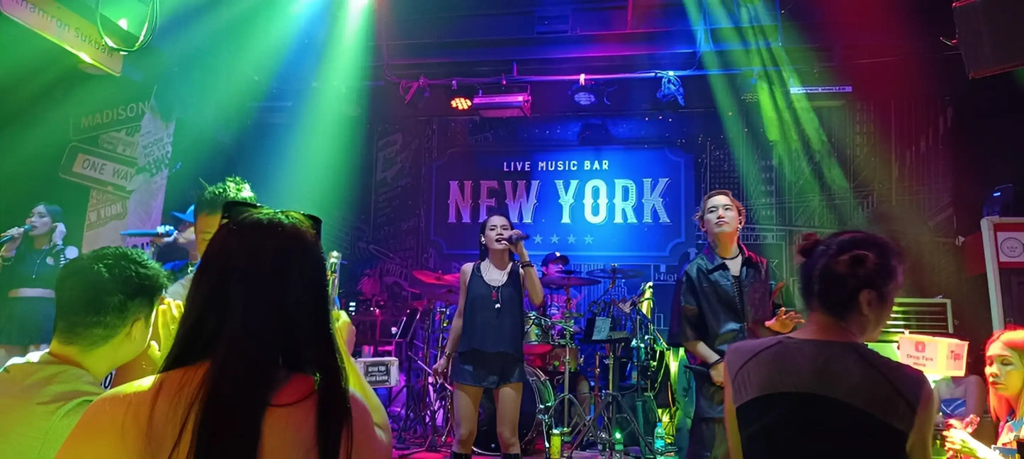 Phuket: Patong VIP Pub Crawl – Bangla Road & Rooftops